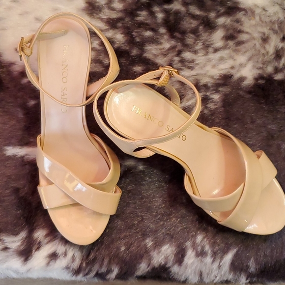 Franco Sarto Patent Beige Cork Wedge Heel Shoes - Picture 2 of 5